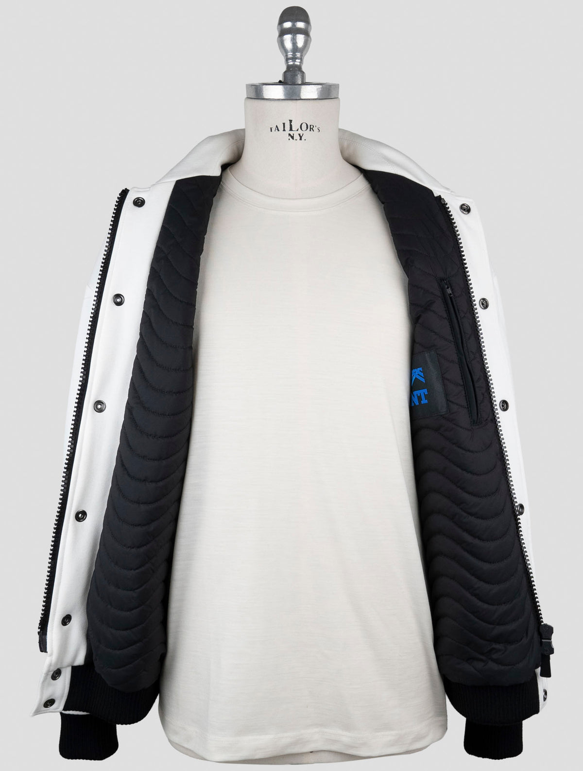 Kiton Knt White Viscose Pa Ea Coat