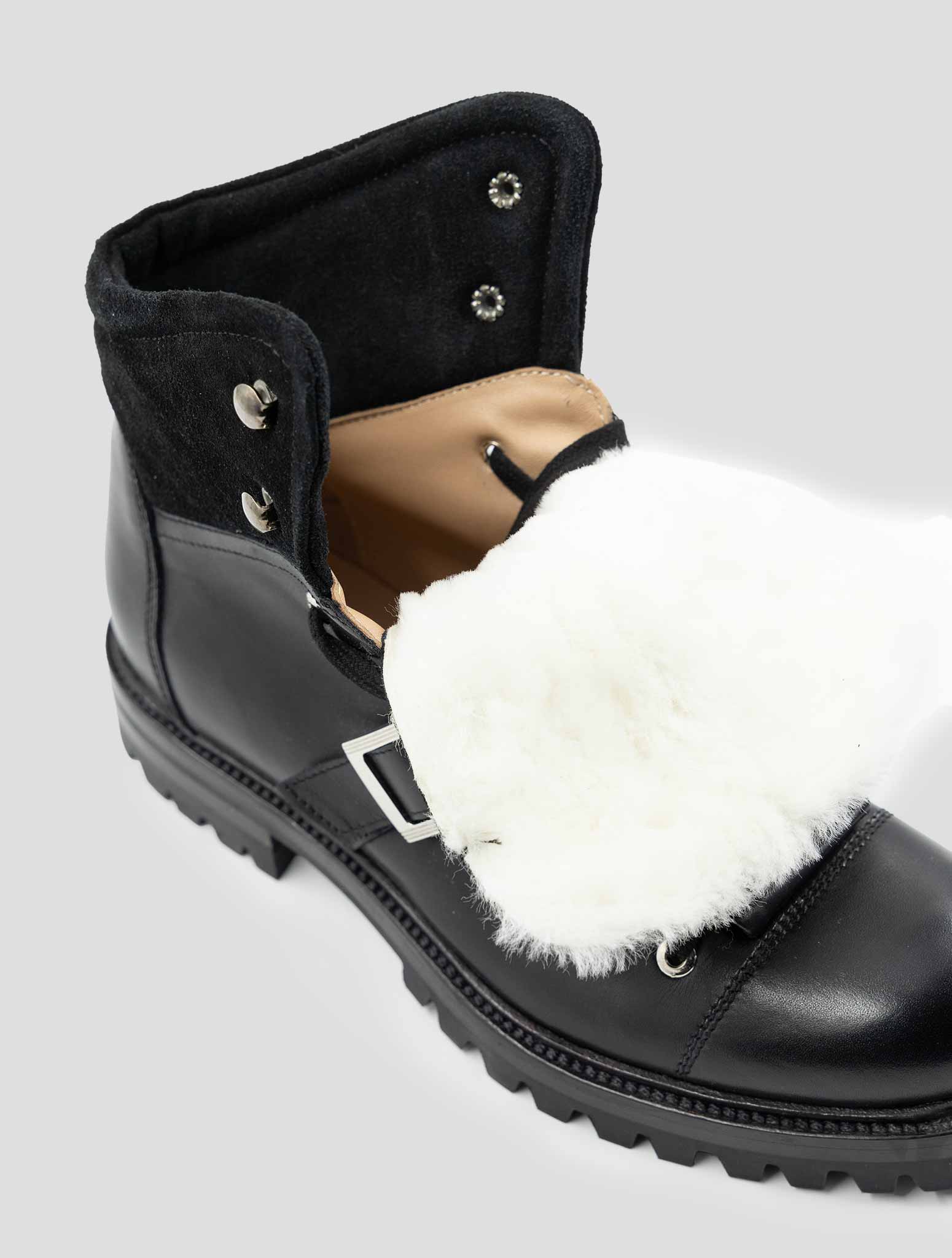 Kiton Black Leather Leather Suede With Fur Boots
